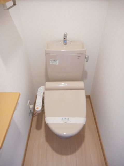 トイレ　別部屋参考写真