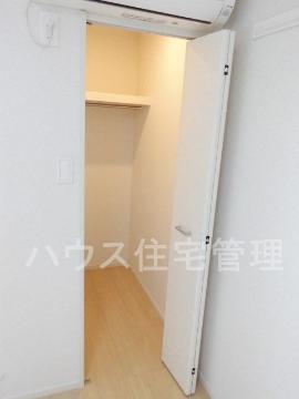 収納　収納（イメージ）