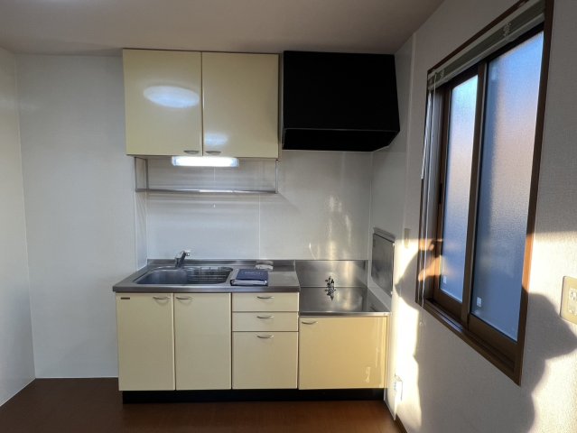 キッチン　（別部屋参考）