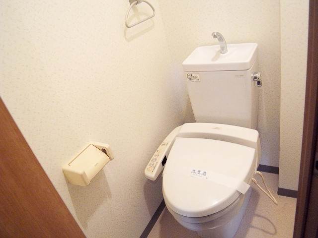 トイレ　ウォシュレット設備あります