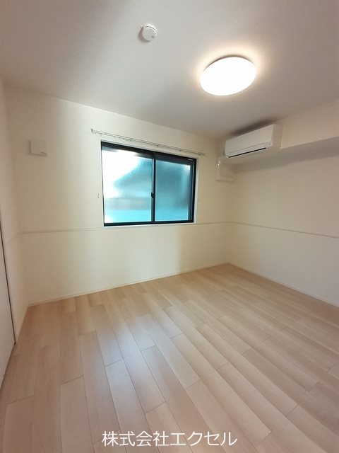 その他部屋・スペース　エアコン付きの洋室です。
