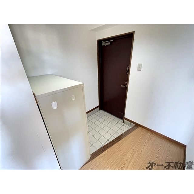 サングレース新川の玄関写真