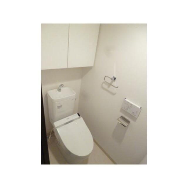 トイレ　※同仕様写真含む