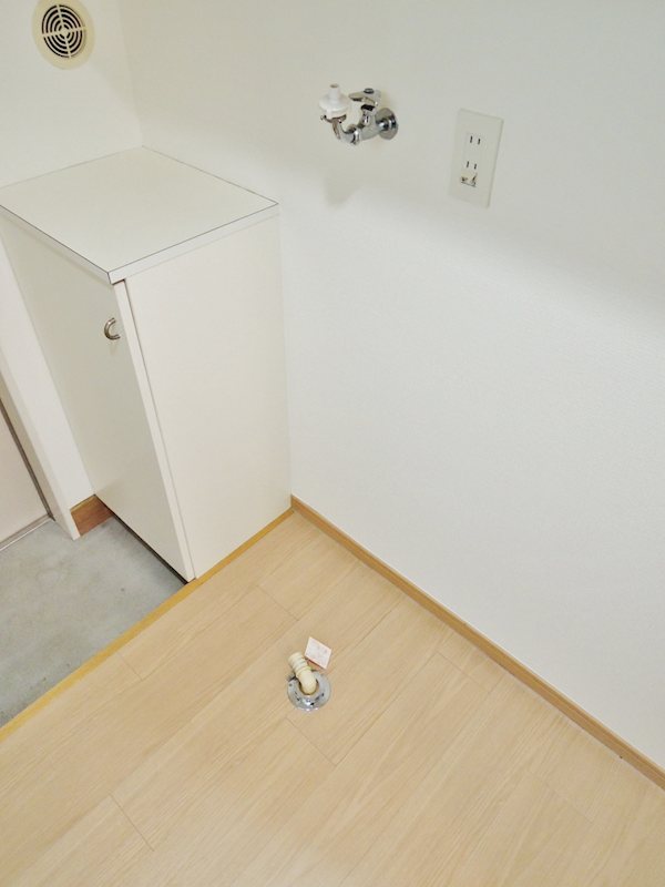 その他設備　洗濯機置場