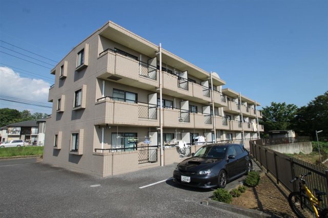 建物外観　遮音性の高い鉄筋造りのマンションです。