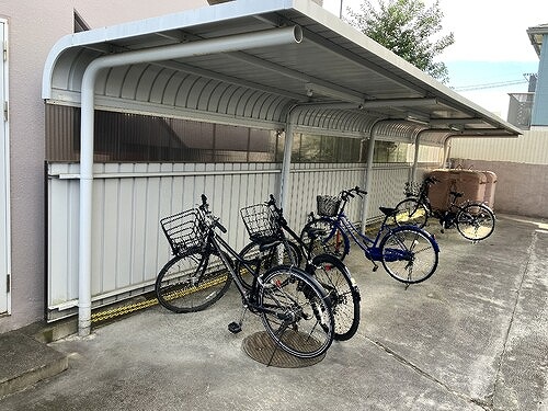 その他　駐車場（駐車場奥）　※2024年10月撮影