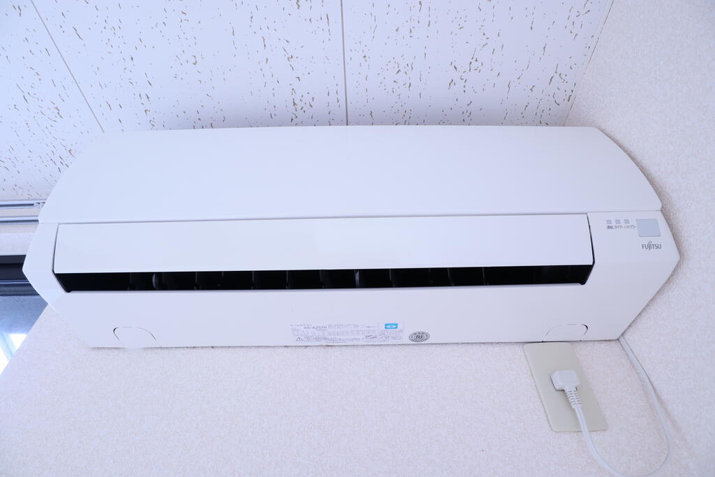 その他設備　エアコン1基付