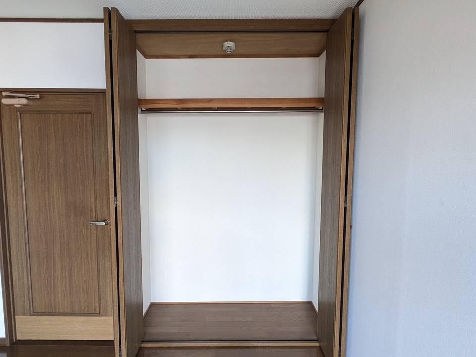 収納　クローゼット