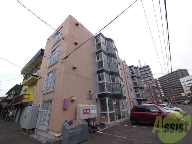 建物外観　札幌市北区北３６条西「ラパン・アジールＡ棟