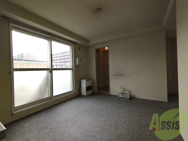 居室・リビング　広くてキレイなお部屋が広がっていて、充実した生活が送れそう。