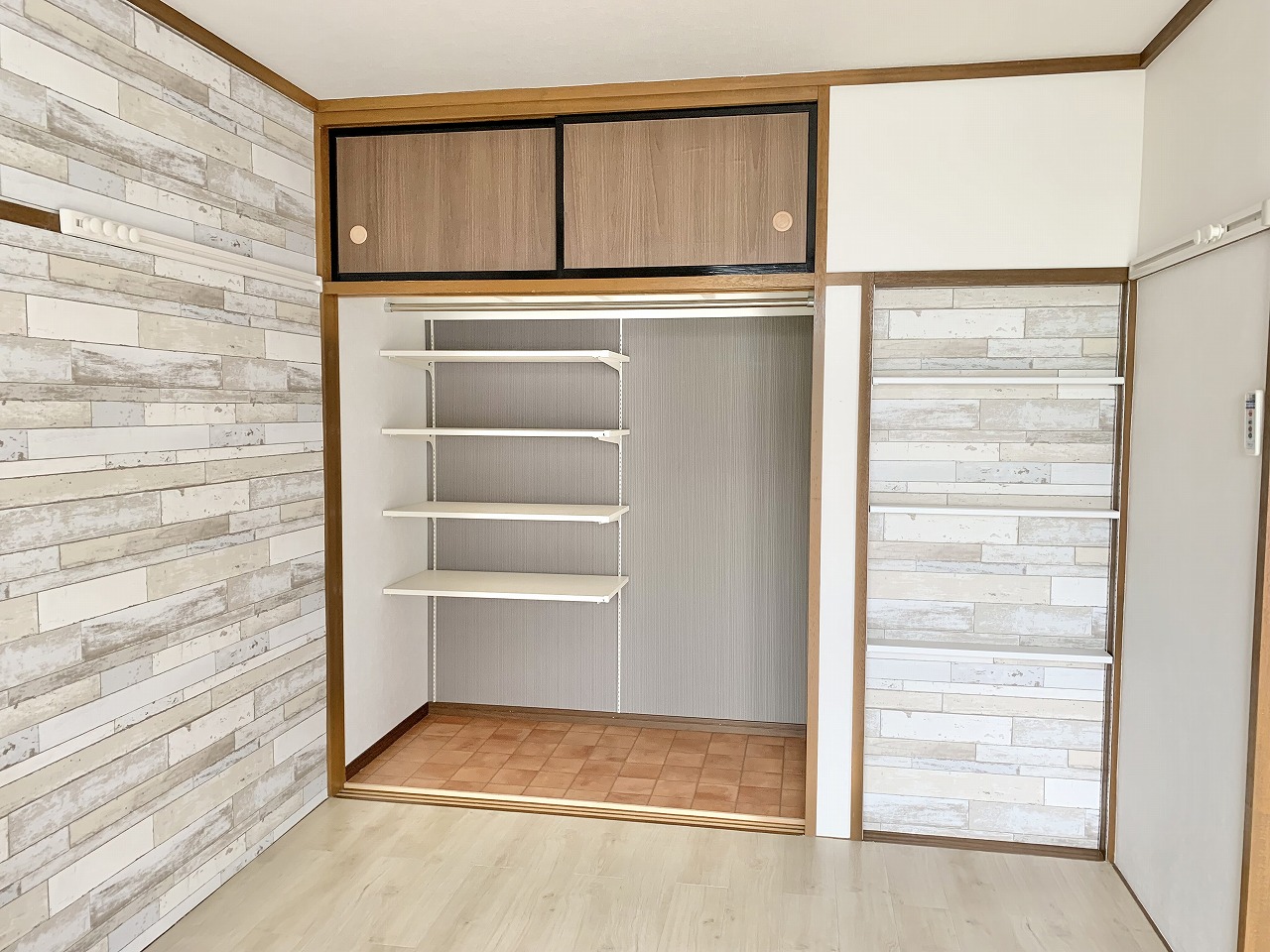 収納　押入・天袋付