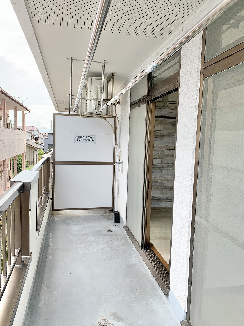 バルコニー　広々バルコニー