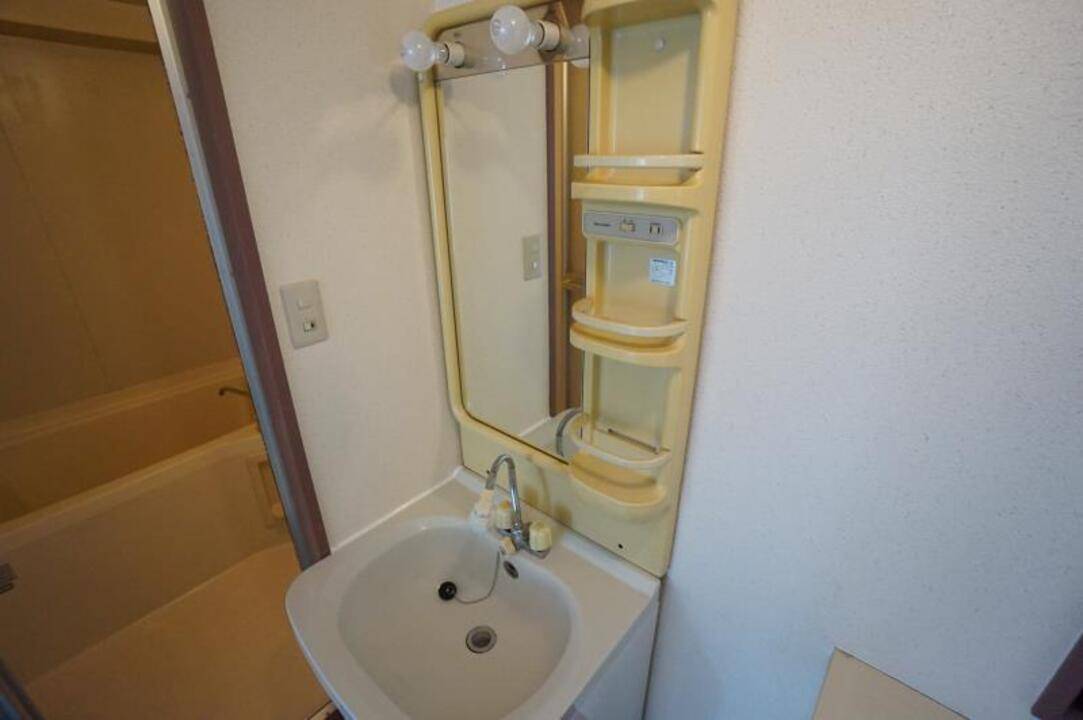 洗面設備　ドレッサー