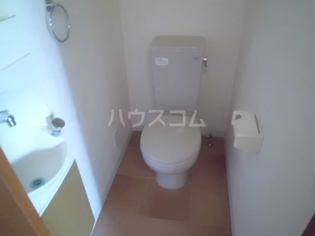 【名古屋市中川区太平通のマンションのトイレ】