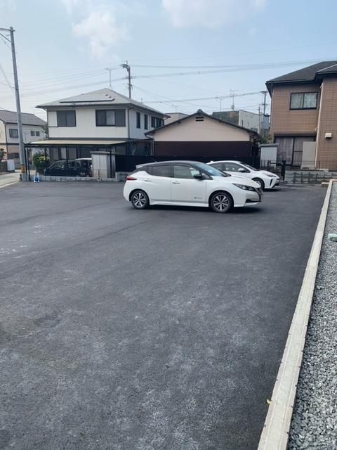 【ボンシャンスＭIIの駐車場】