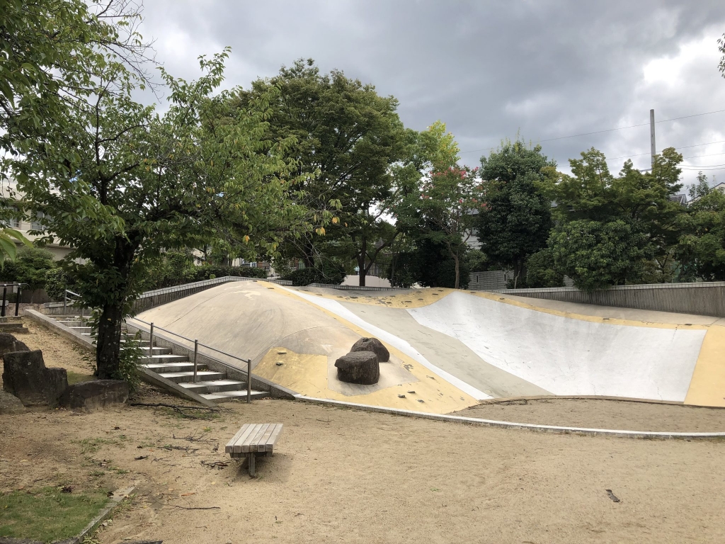 【コーポ美らの公園】