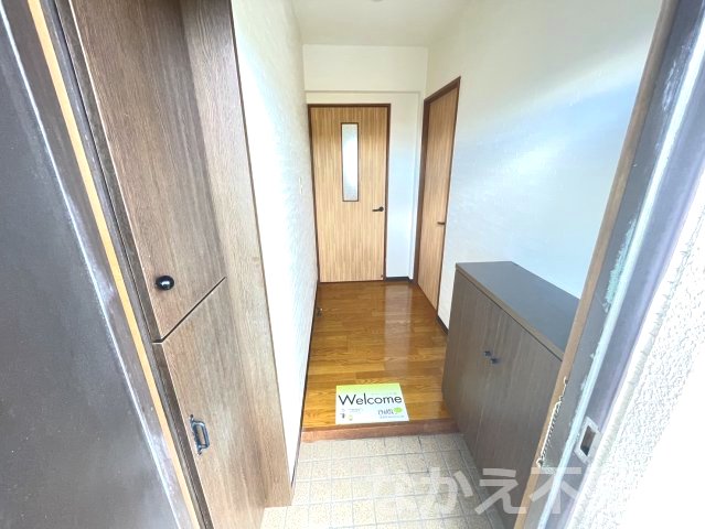 玄関　落ち着いた玄関です