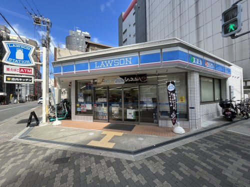 【大阪市中央区本町橋のマンションのコンビニ】