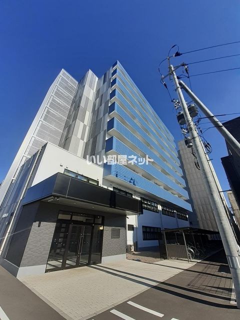 郡山市虎丸町のマンションの建物外観