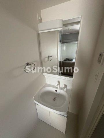 洗面設備　広い洗面スペース