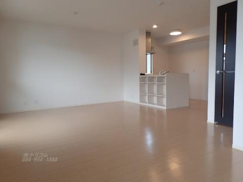 居室・リビング　対面キッチン仕様のLDK