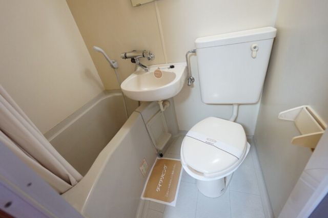 バス・シャワールーム