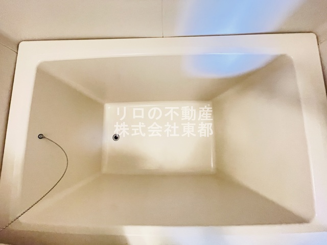 バス・シャワールーム　洗面ボールと一体型のバスルームです♪