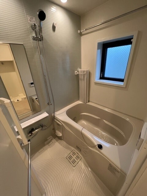 バス・シャワールーム　※別部屋同タイプのお部屋です