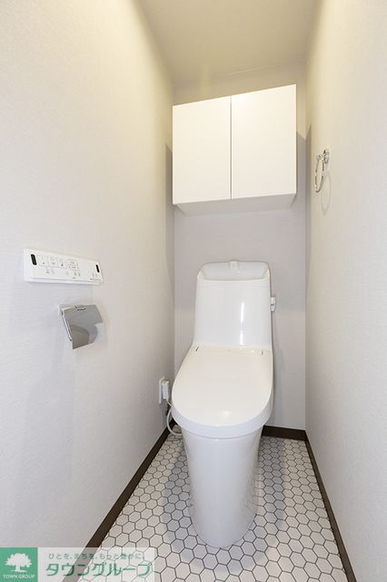 トイレ　※写真は同タイプ住戸です。