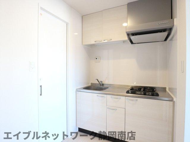 キッチン　キッチンでお料理をお楽しみください