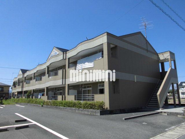 建物外観　南向きの２階建てマンション