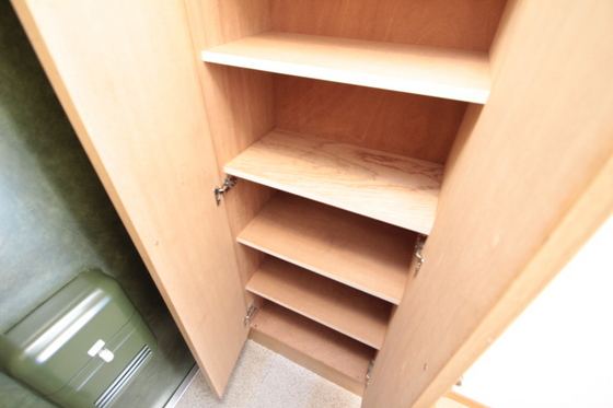 玄関　※別部屋の写真です