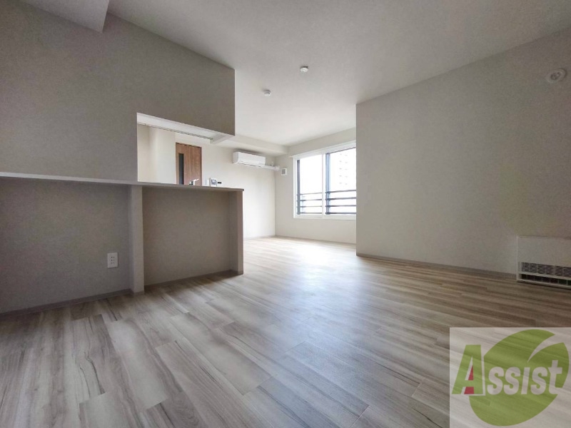 居室・リビング　スタイリッシュな印象のリビングになっています！