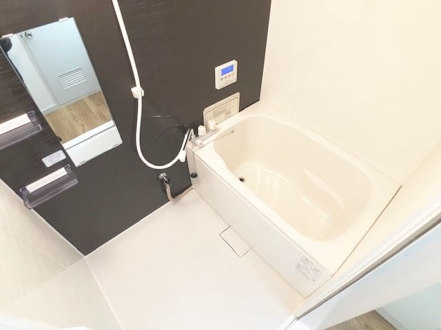 バス・シャワールーム　バスルーム