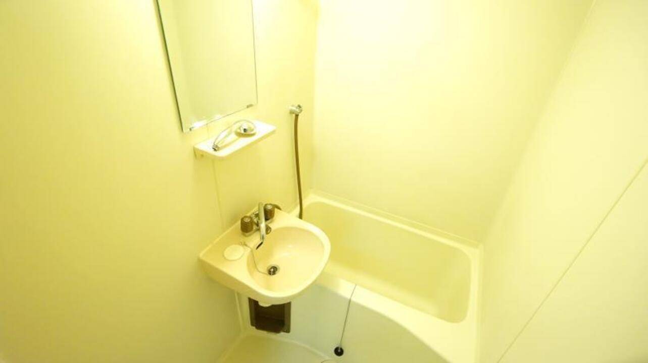 バス・シャワールーム　浴室