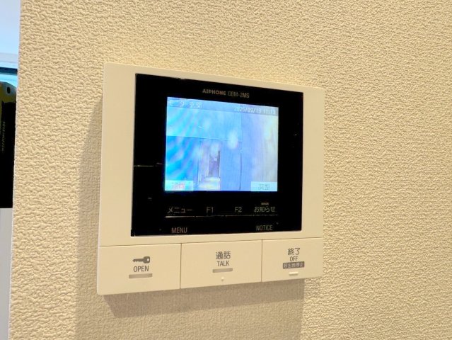 セキュリティ　★TVモニター付きドアホン★
