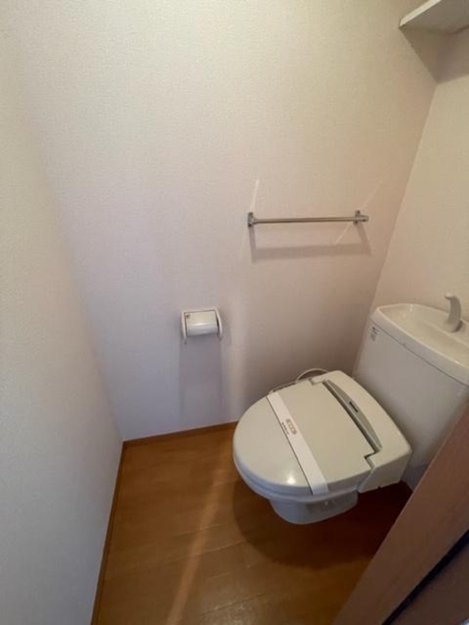 トイレ　別のお部屋の写真です