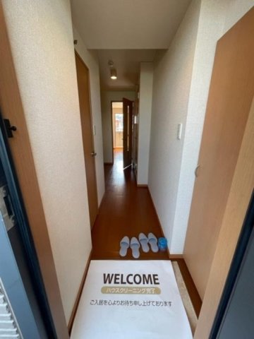 玄関　別のお部屋の写真です