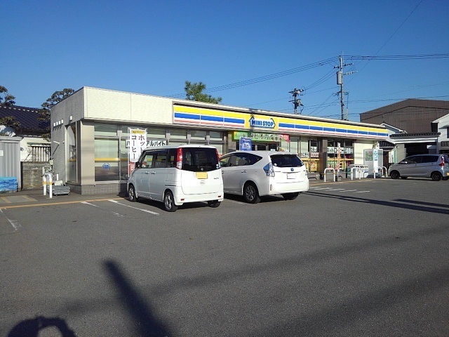 コンビニ　ミニストップ日田本庄町店（コンビニ）まで634m