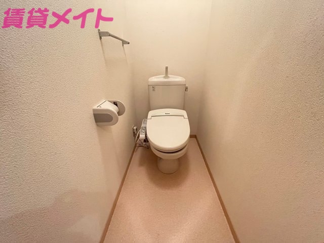 トイレ　別室反転タイプ画像