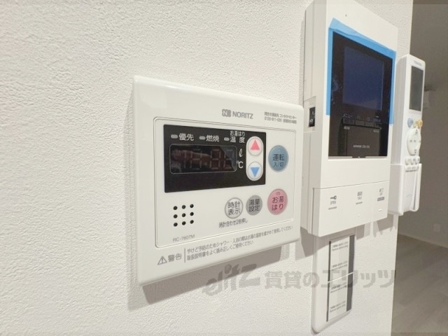 その他設備　給湯器リモコン