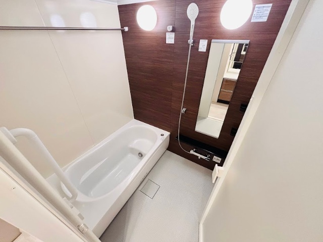 バス・シャワールーム