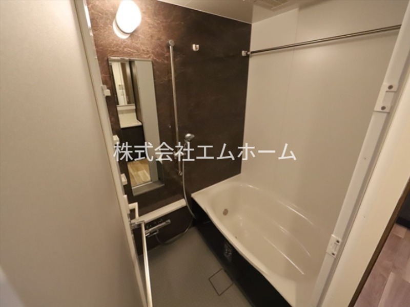 バス・シャワールーム　追い焚き浴室暖房乾燥機付バスルーム