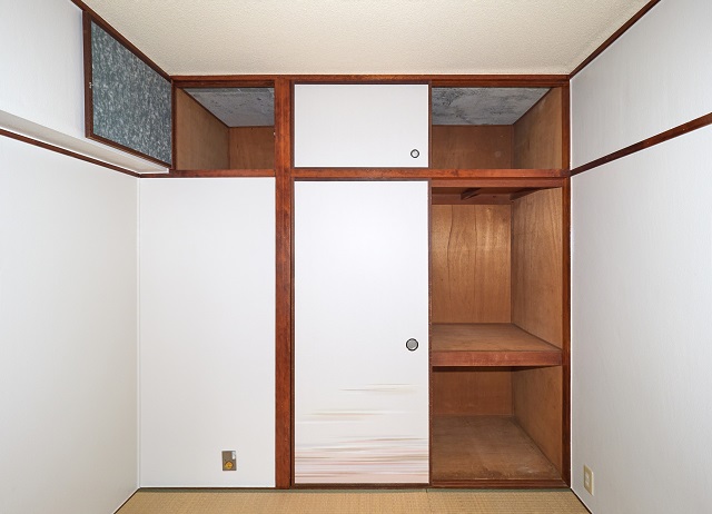 収納　4.5帖和室の押入と天袋。画像は同タイプ別部屋の参考画像です