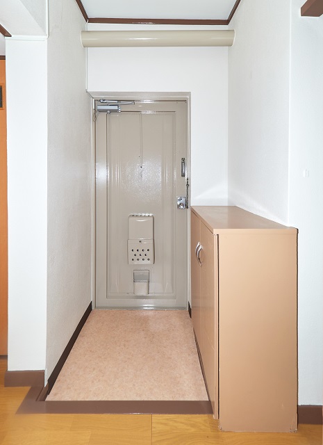 玄関　シューズボックスあります