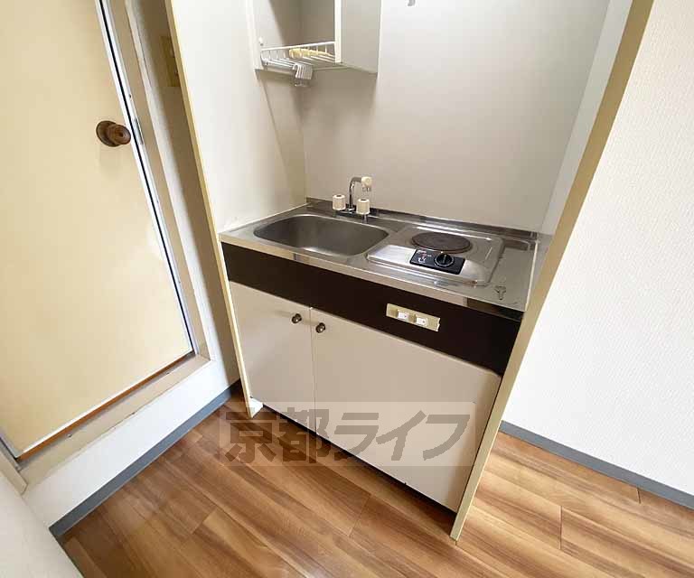 キッチン　コンロ付きのキッチン