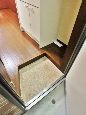 玄関　シンプルで使いやすい玄関です