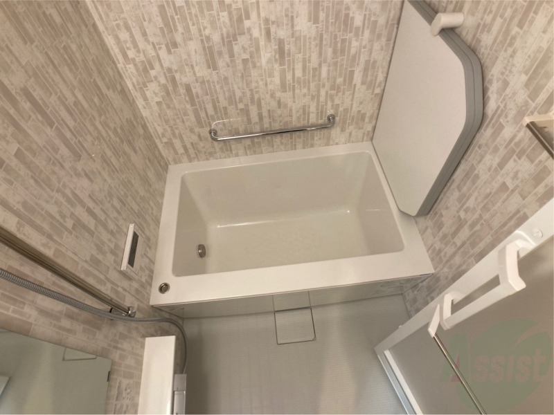 バス・シャワールーム　お風呂になります。一日の疲れを癒してくださいね。