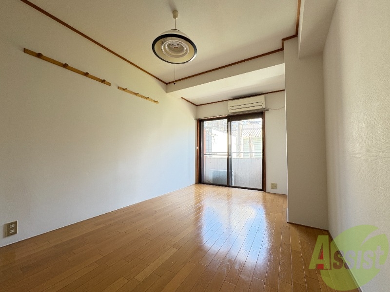 居室・リビング　ゆったりとした広めの間取りは使いやすいですね。