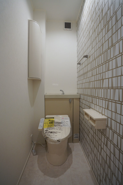 トイレ　同じ建物の別のお部屋